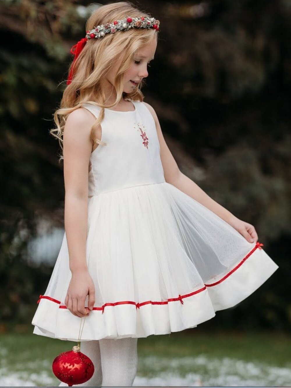 Well Dressed Wolf Vintage Light of the World Holiday Dress size 7 NWT